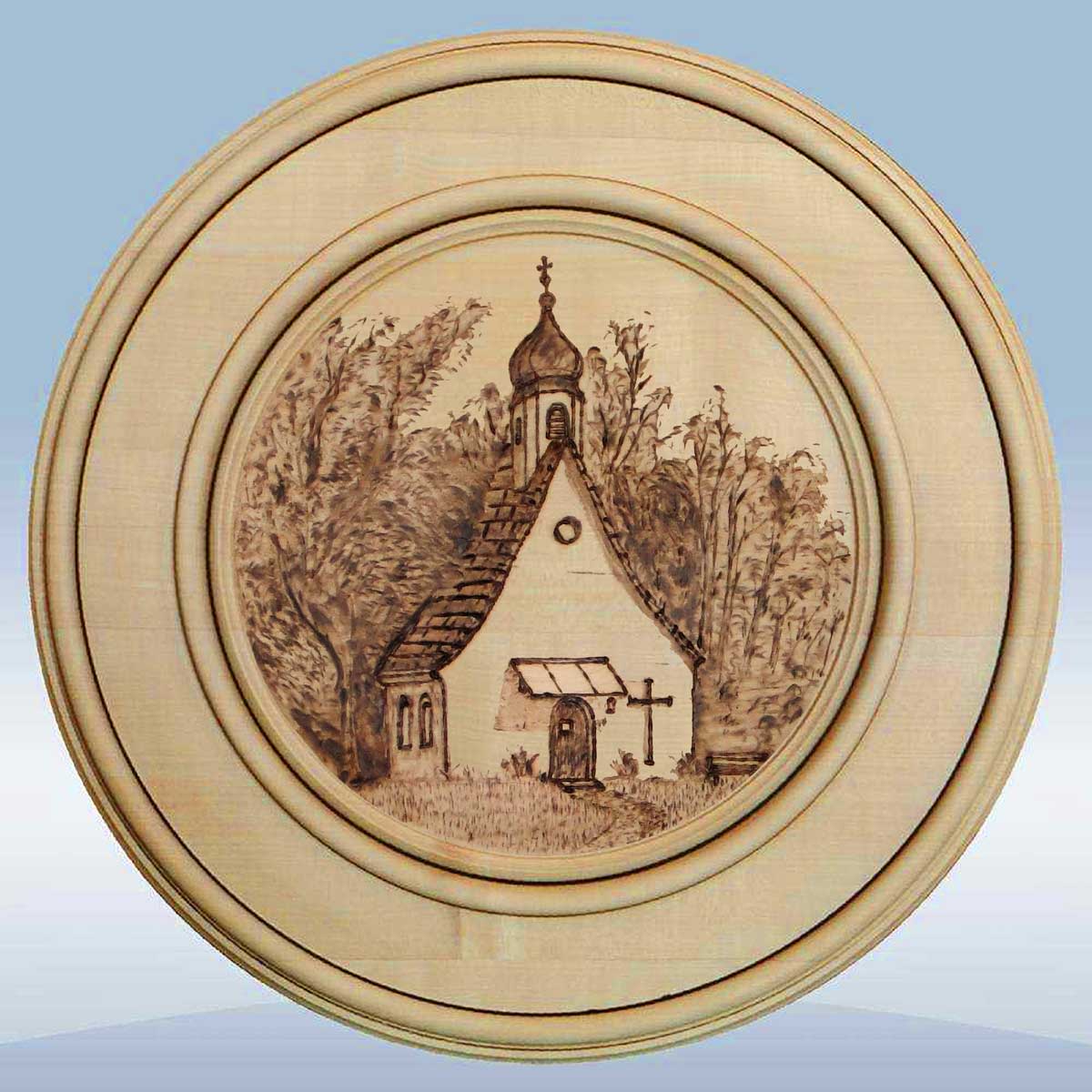 Schützenscheibe mit einer Kapelle am Waldrand