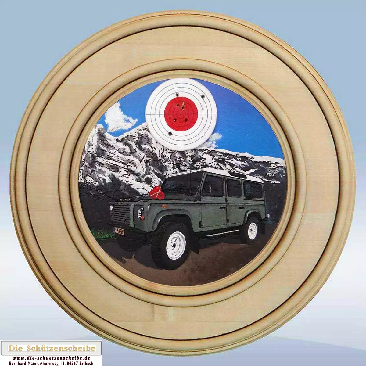 Schützenscheibe mit einem Land Rover Defender Schützenscheibe mit einem Land Rover Defender