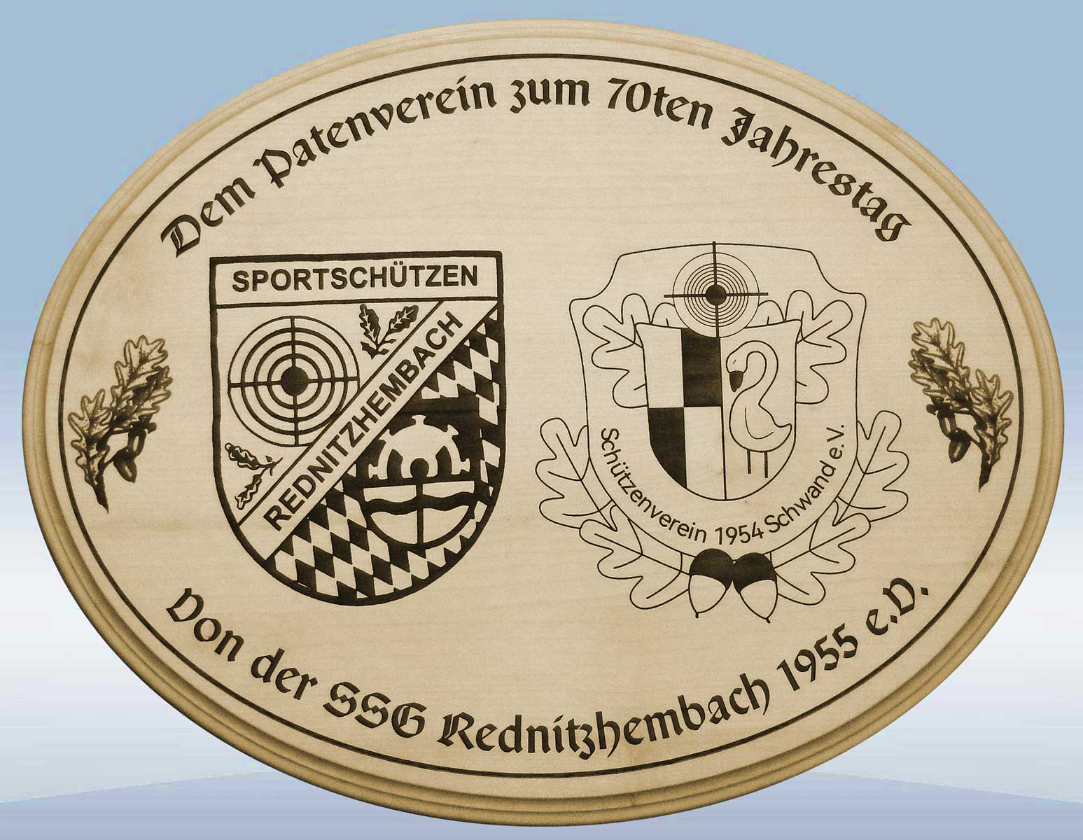 Ovale Schützenscheibe für den Patenverein, zum 70. Jahrestag